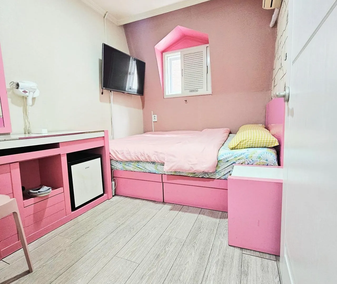 Dreaming Hostel Sinchon Hongdae 서울특별시 대한민국